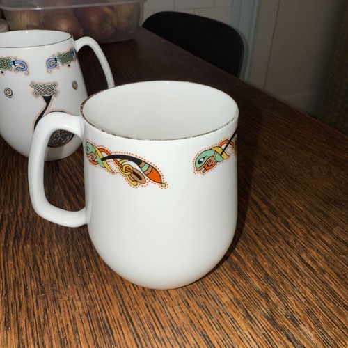 Pair Royal Tara Ireland Mug Bone China Celtic Book of Kells Letter C Multicolor - Picture 4 of 8