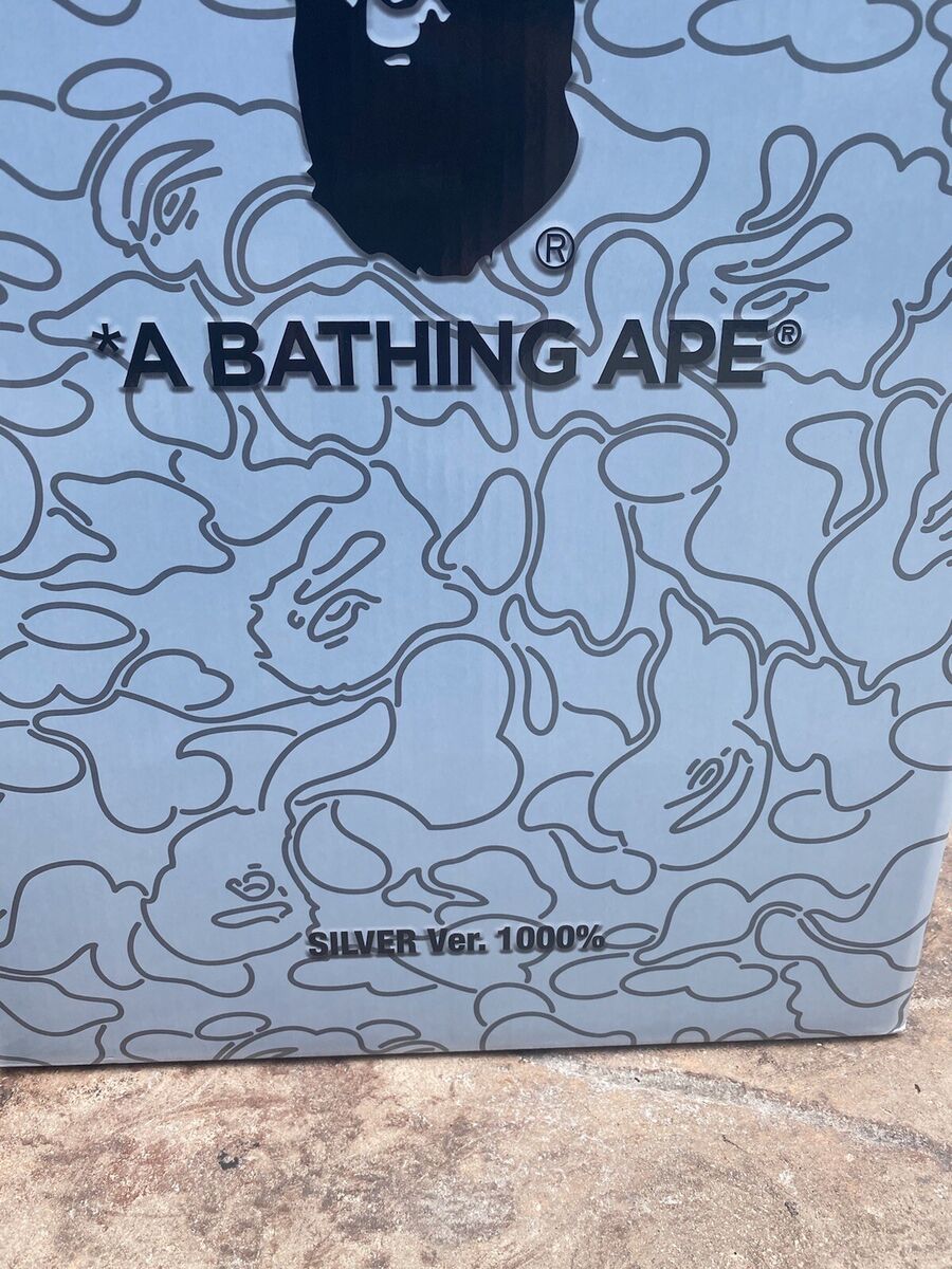 BAPE HAJIME SORAYAMA BEARBRICK 1000% Be@rbrick A Bathing Ape BAPE HAJIME SORAYAMA BEARBRICK 1000% Be@rbrick A Bathing Ape