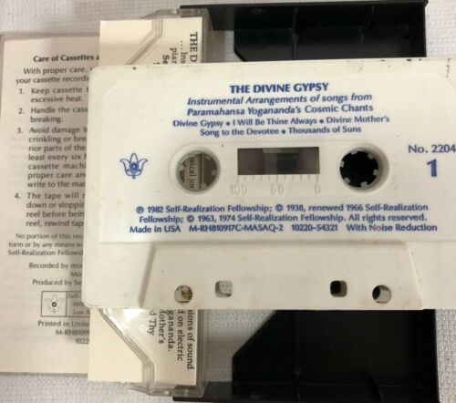 The Divine Gypsy Cassette Instrumental Yoga Paramahansa Cosmic Chants w/ Booklet - Picture 3 of 3