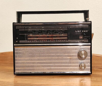 VEF-202 C Vintage 1971 Soviet Latvian Russian Radio Receiver USSR ВЭФ