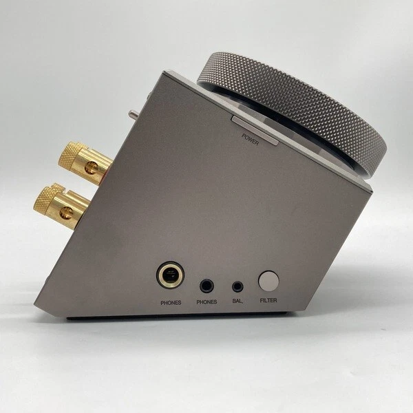 Astell&Kern ACRO L1000 Headphone Amplifier Multiple Audio Outputs Japan - Image 3 of 4