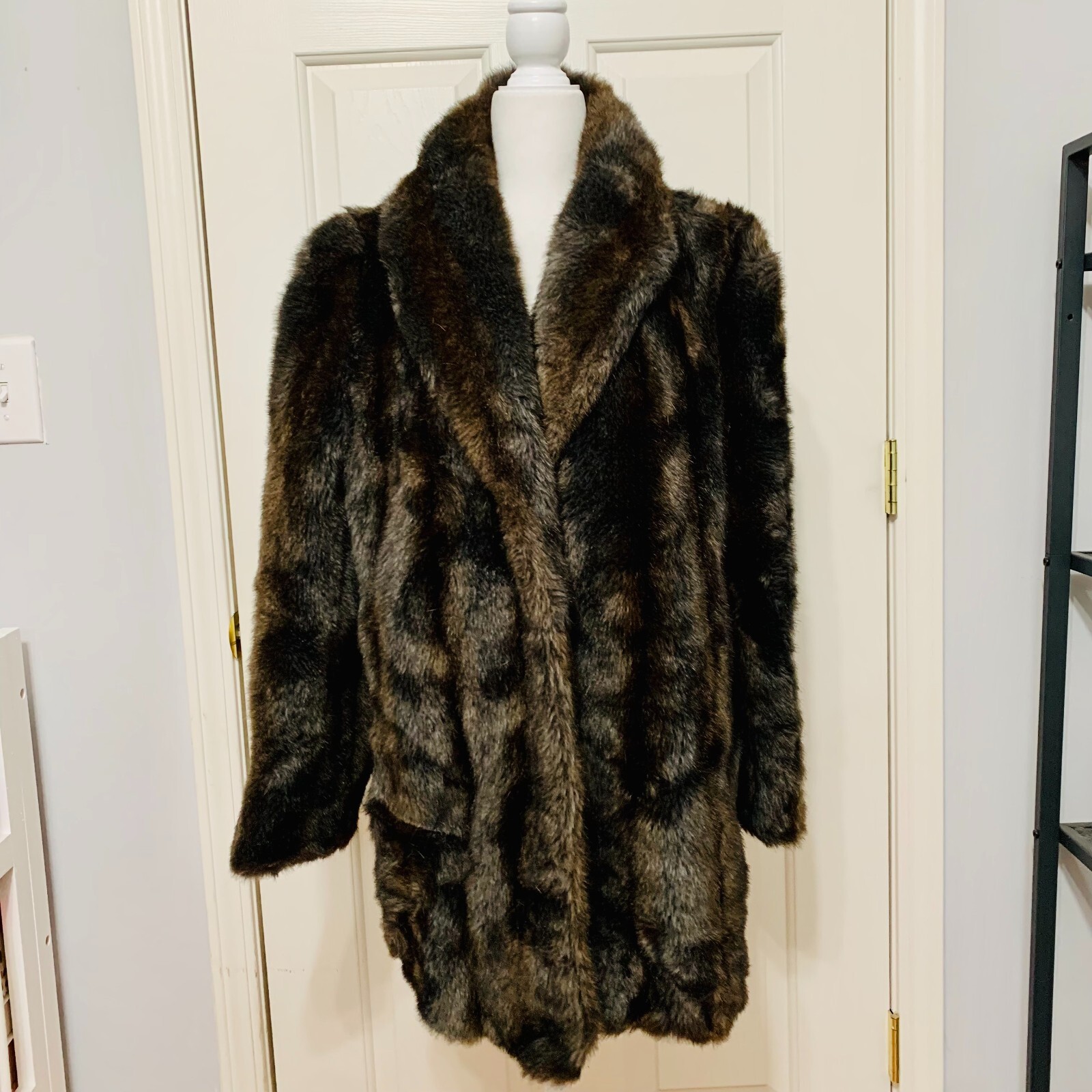 JACQUES SAINT LAURENT VINTAGE PER CAPPOTTO DI PELLICCIA GENELLE MADE IN USA