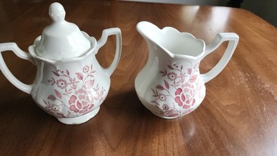 J&G Meakin Tudor Roses Rose English Staffordshire Cream Pitcher & Sugar Bowl