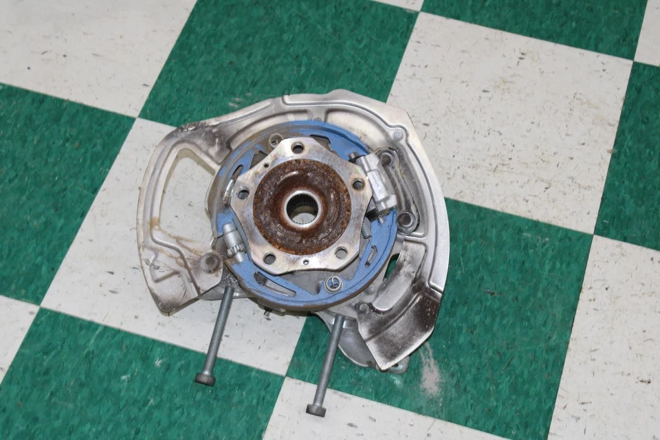 20-23 Continental Rear End Passenger Side Right RH RR Spindle Knuckle Hub OEM OE Foto 3 de 4