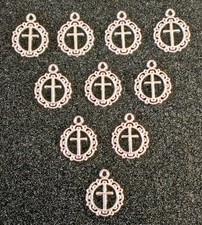 10x Antique Christianity Religion Cross in Pattern Circle Charms 20 x 16 mm