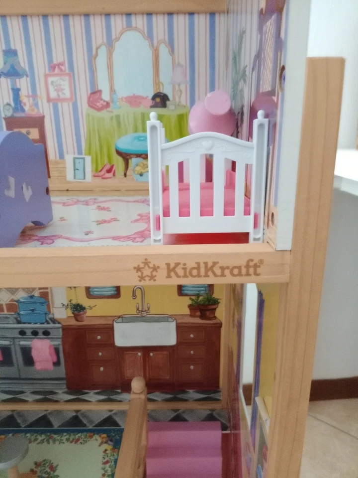KidKraft Casa delle Bambole in Legno per Bambole di 30 cm. età: 3 anni + - Immagine 4 di 4