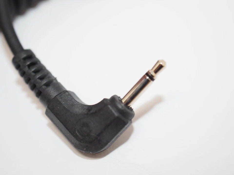 Manfrotto U5456 Motor Drive Cord for Leica - Image 3 of 3