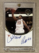 LaMarcus Aldridge Cards and Autograph Memorabilia Guide 41