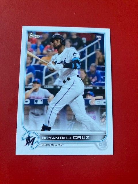 2022 Topps Baseball Series 1 #22 Bryan De La Cruz RC - Miami Marlins MINT