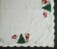 Christmas Tree Tablecloth Santa Snowman Scalloped Edge HTF 34" Sq Gold Thread