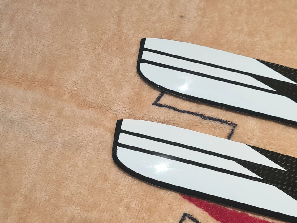 SAB Carbon Hauptrotorblätter S420 für den RAW / Goblin 420 OVP - Bild 4 von 4