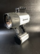 Lampe Torche Husky 2500 Lumens Rechargeable USB 6 Modes Mise Au Point Twist Noir