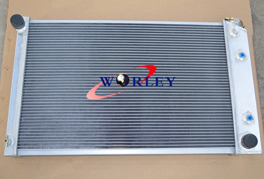 Radiador de aluminio de 3 filas para Chevy Chevrolet Camaro GMC 5,0 L 5,7 L 1970-1981 AT Foto 3 de 4