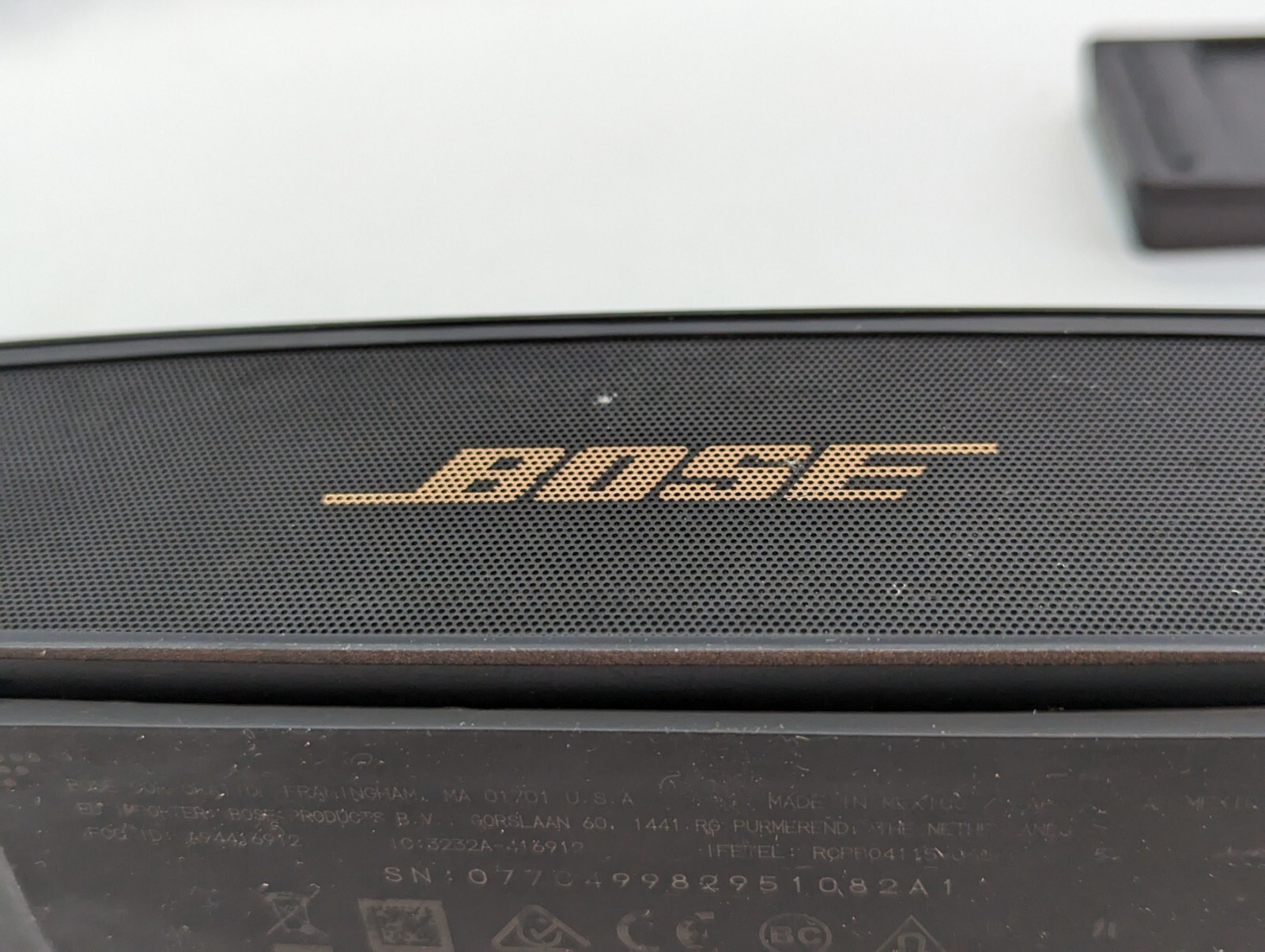 Bose SoundLink Mini 2 Bluetooth Speaker Black/Copper 'Flashing Red