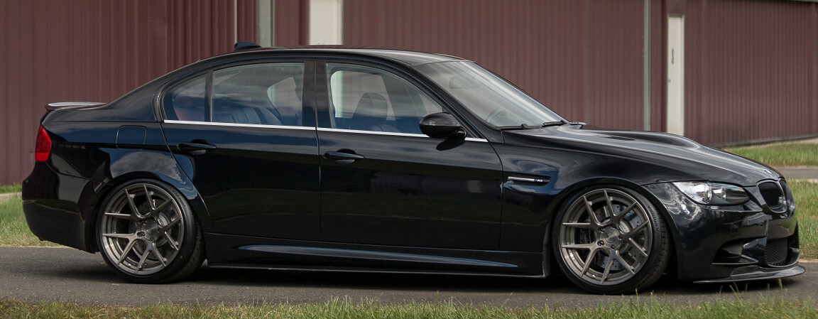 Baguette chromée de vitre pour BMW M3 E90 berline - Finition contour inférieur gauche