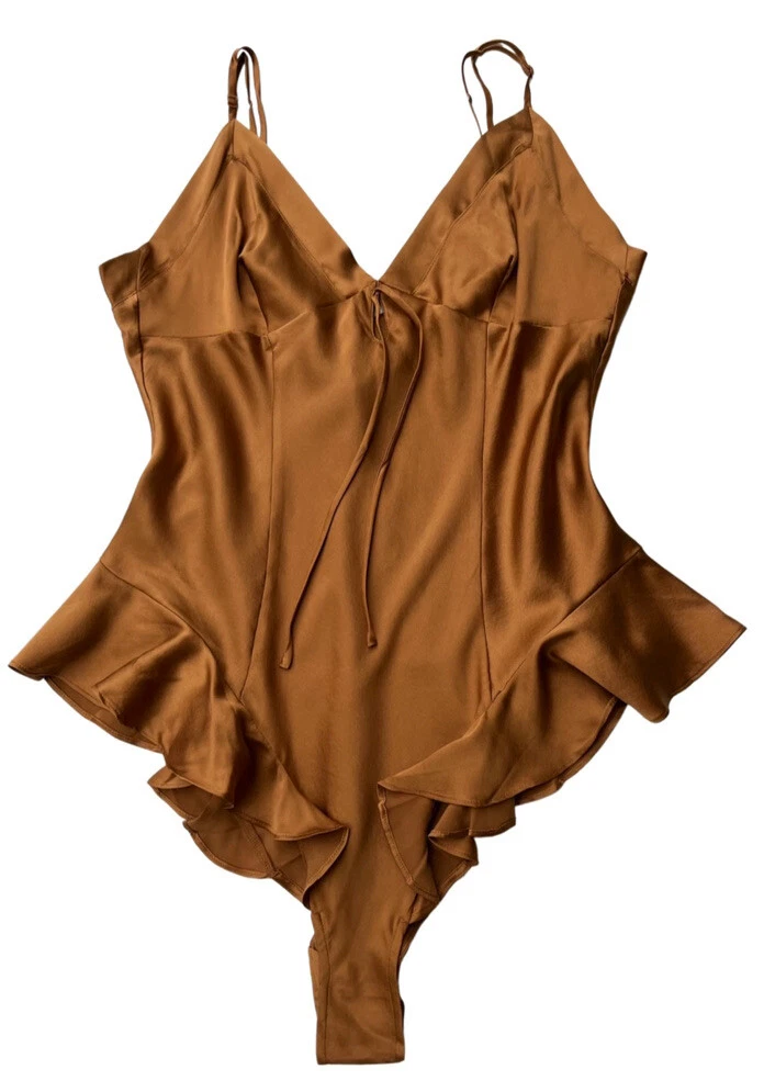 SKIMS Silk Ruffle Teddy Bodysuit Loungewear Lingerie Bronze Size M NWT
Opens in a new window or tab