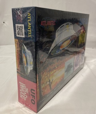 UFOモデルキット 1/72 スケール The Invaders UFO Model Kit 1/72 Atlantis Toy and Hobby for sale
