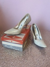 Vintage 50s Or 60s Priscilla Dean Cream/Ivory Pumps Unknown Size