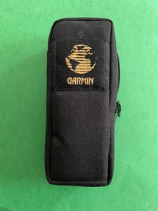 GARMIN GPS 12 ZIPPERED CARRYING CASE