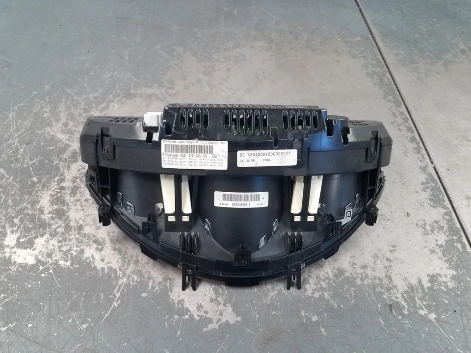 Mercedes AMG C 63 2009 calibre clúster #72909 X5 Foto 3 de 4