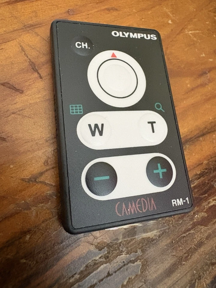 EXC++ GENUINE OLYMPUS RM-1 CAMEDIA WIRELESS REMOTE, WORKS GREAT - Image 4 of 4