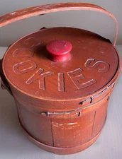 Vintage Wood Cookie Firkin Americana Primative Folk Art 8''High 8.5'' Wide
