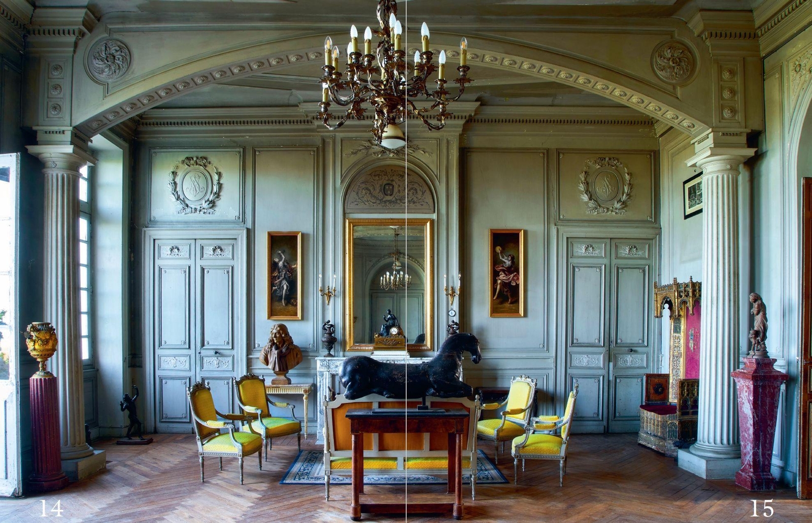 Thumbnail - Le Château. Leben Und Wohnen In Französischen Schlössern Und