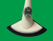 VINTAGE SOUTHWESTERN GREEN STONE STERLING SILVER RING VINTAGE JEWELRY