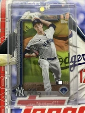 2025 Topps Series 2 609 Max Fried Clear Acetate Variation /10