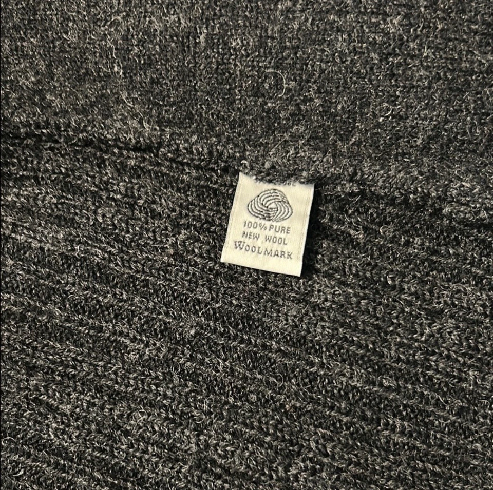 Pendleton 100% Virgin Wool Full Zip Cardigan Dark Gray Cable Knit Women’s M GUC - Image 4 of 4