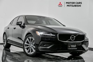 2021 Volvo S60 T6 Momentum