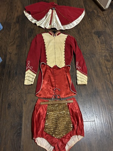 Vintage 3-teiliges Majorette Band Uniform rot weiß gold Pailletten Kostüm CosPlay - Bild 24 von 24