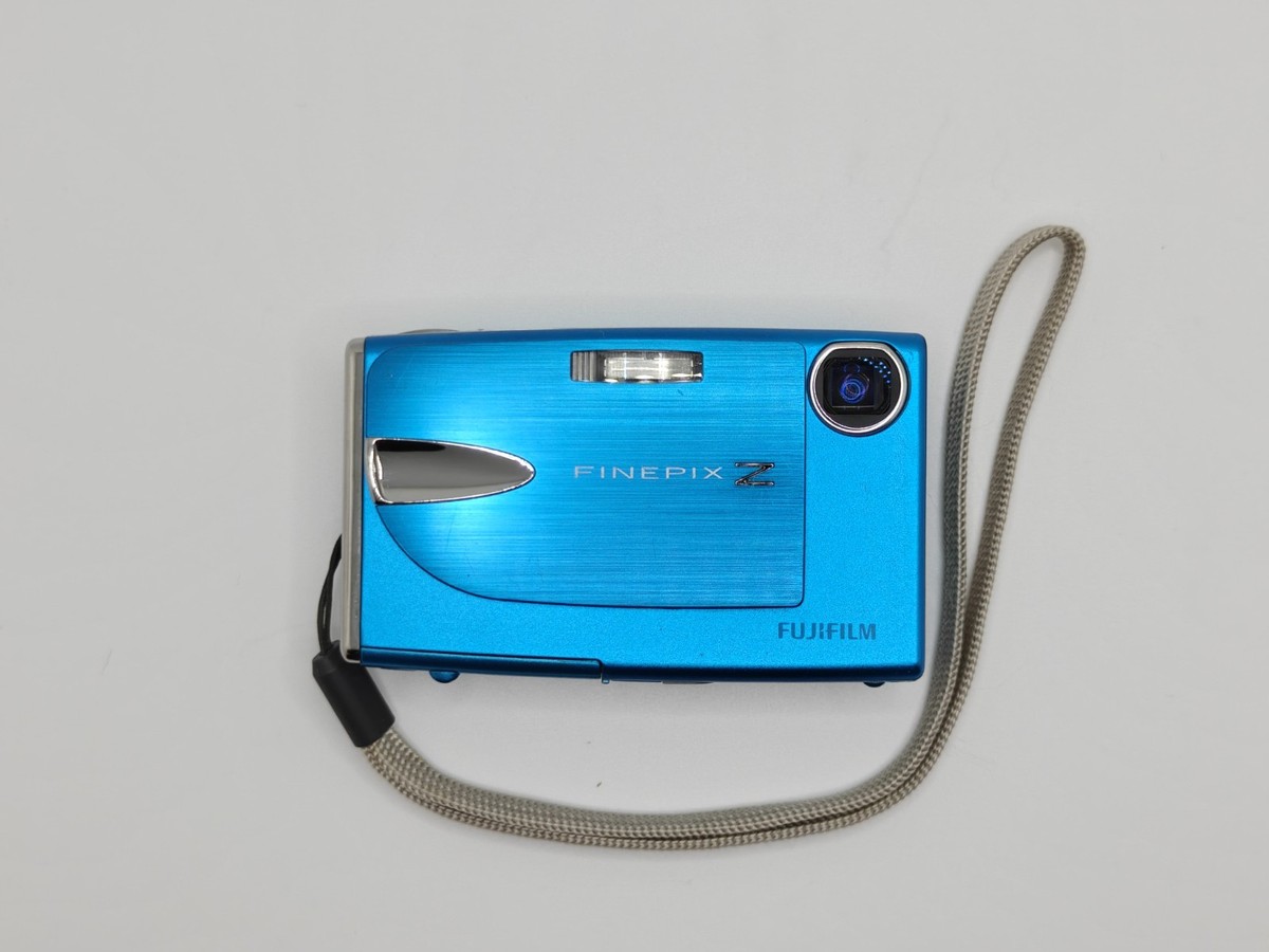 Fujifilm FinePix Z20fd Digital Camera – Blue, 10MP, no battery as