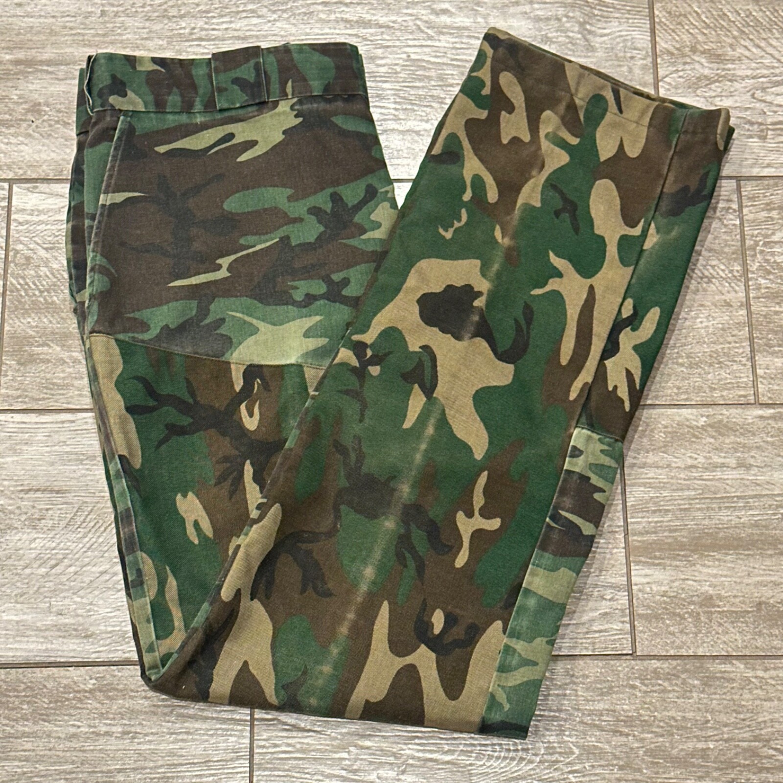 Bass Pro Mens Camo Wide Leg Canvas Brush Guard Pants 36x33 USA Gorpcore