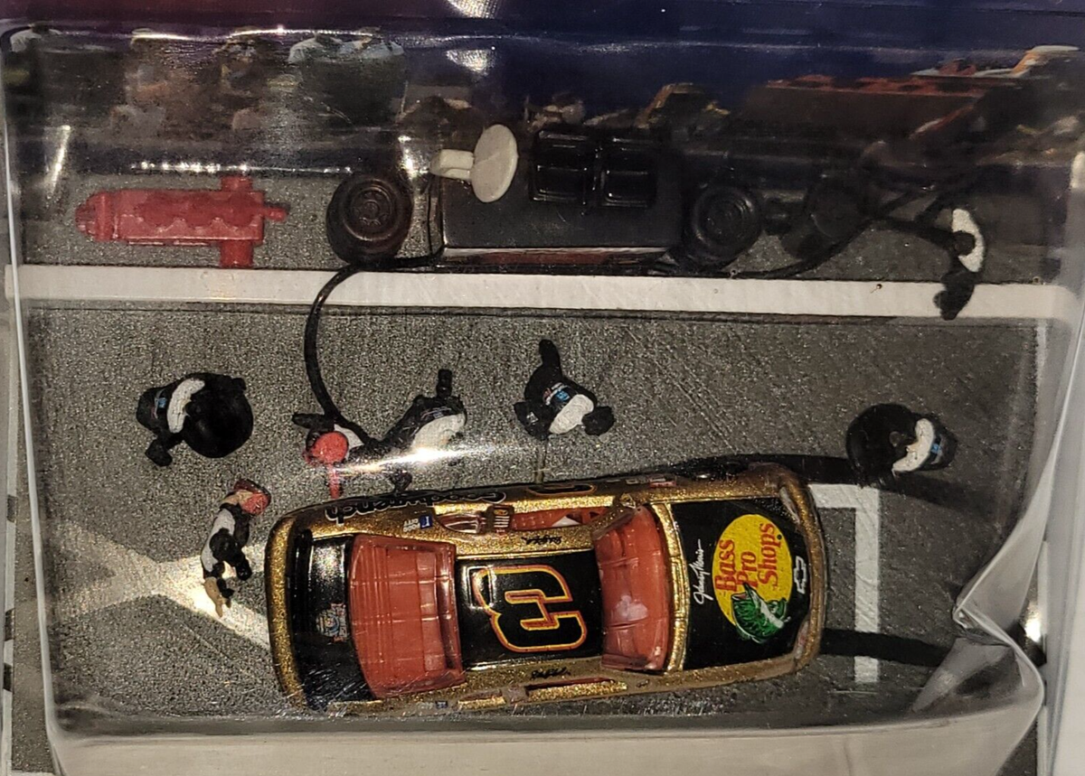Dale Earnhardt Winners Circle Pit Row Series Gold Car 1998