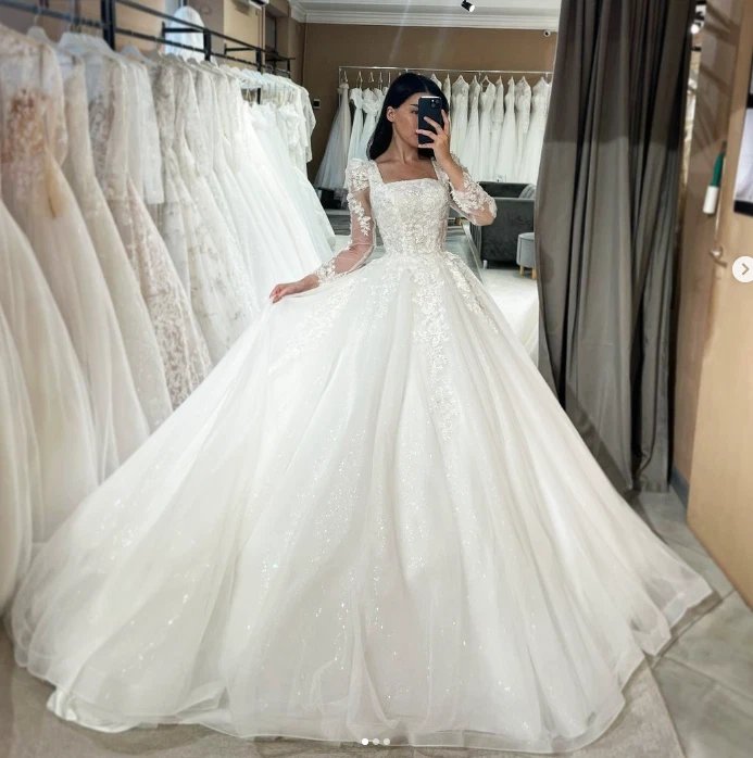 Vestidos de noiva gola quadrada mangas compridas glitter linha A vestidos de baile de renda - Imagem 2 de 4