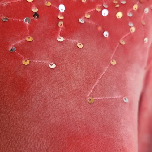 So cozy Pullover Girls Sweatshirt Super soft long Coral Pink Sequin L 10-12 - Picture 3 of 9