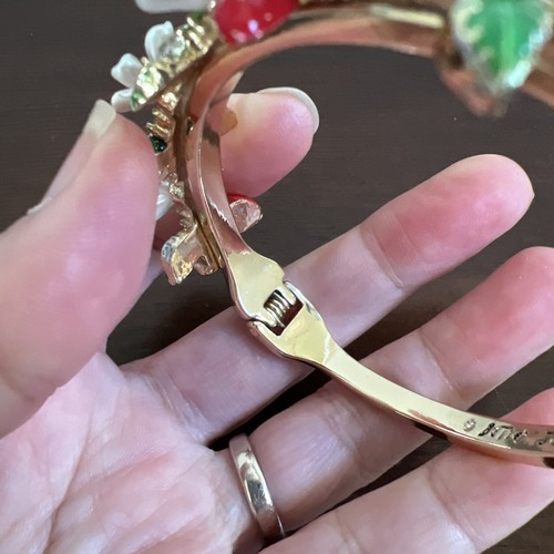 EUC Betsey Johnson Enamel Gold metal Strawberry clasp Bangle Bracelet MSRP $58 - Picture 5 of 8