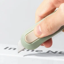 1pc Portable Auto-Retract Box Cutter: Utility Knife for Package & Office Use
