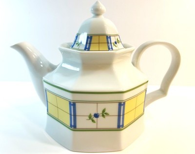 Studio Nova Gingham Blue Octagonal Teapot with Lid Y0064 Used Great Condition A1
