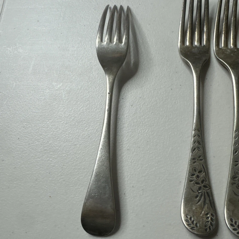 Cubiertos de plata internacionales St Augustine 1888 - 5 tenedores de cena Foto 4 de 4