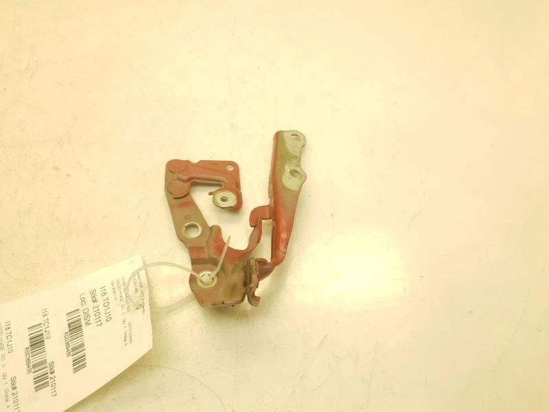 2010 TOYOTA CAMRY LEFT AND RIGHT SIDES HOOD HINGES  - Image 3 of 4