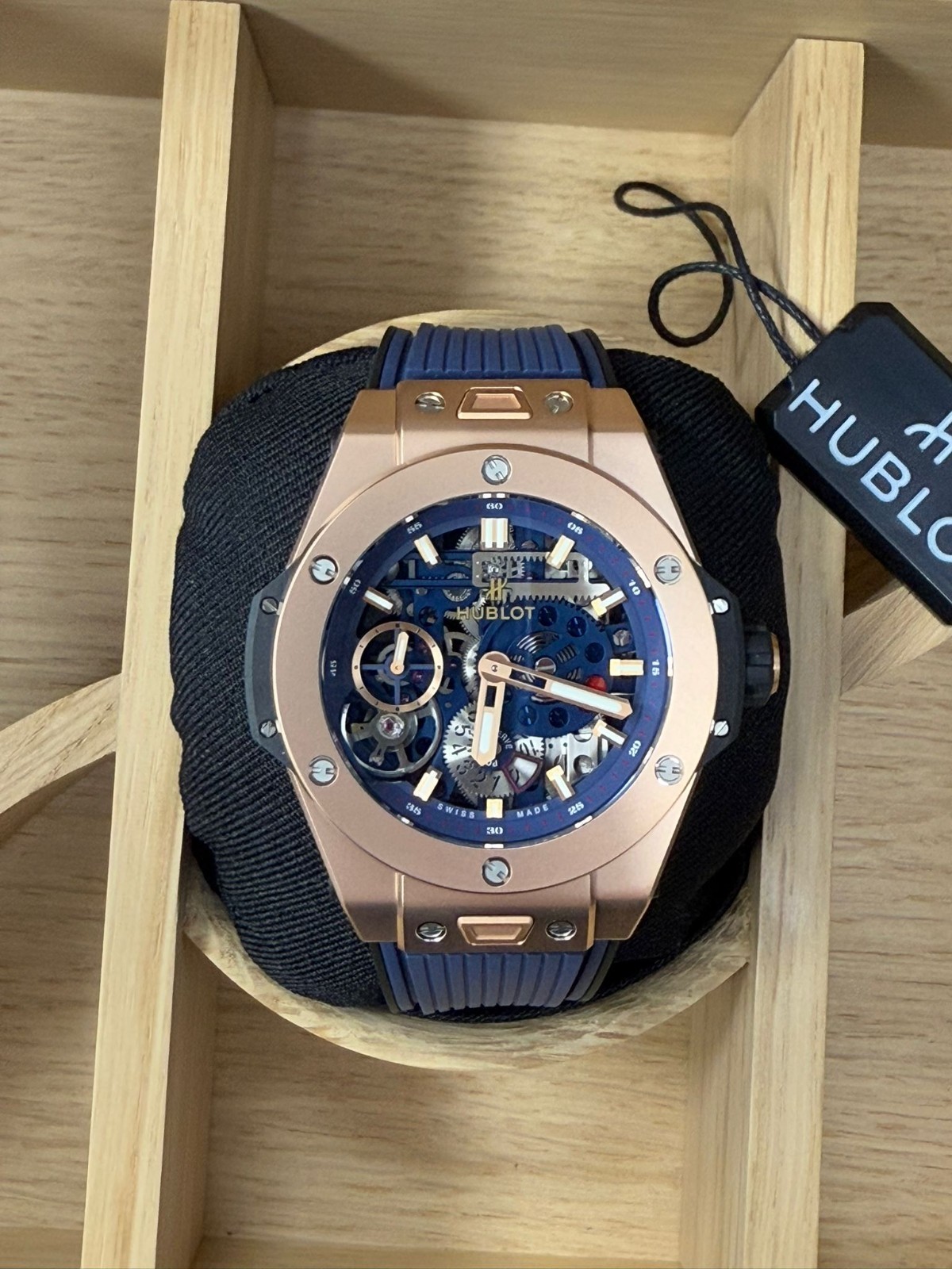 HUBLOT 414.OI.5123.RX  BIG BANG MECA-10 KING GOLD BLUE 45MM