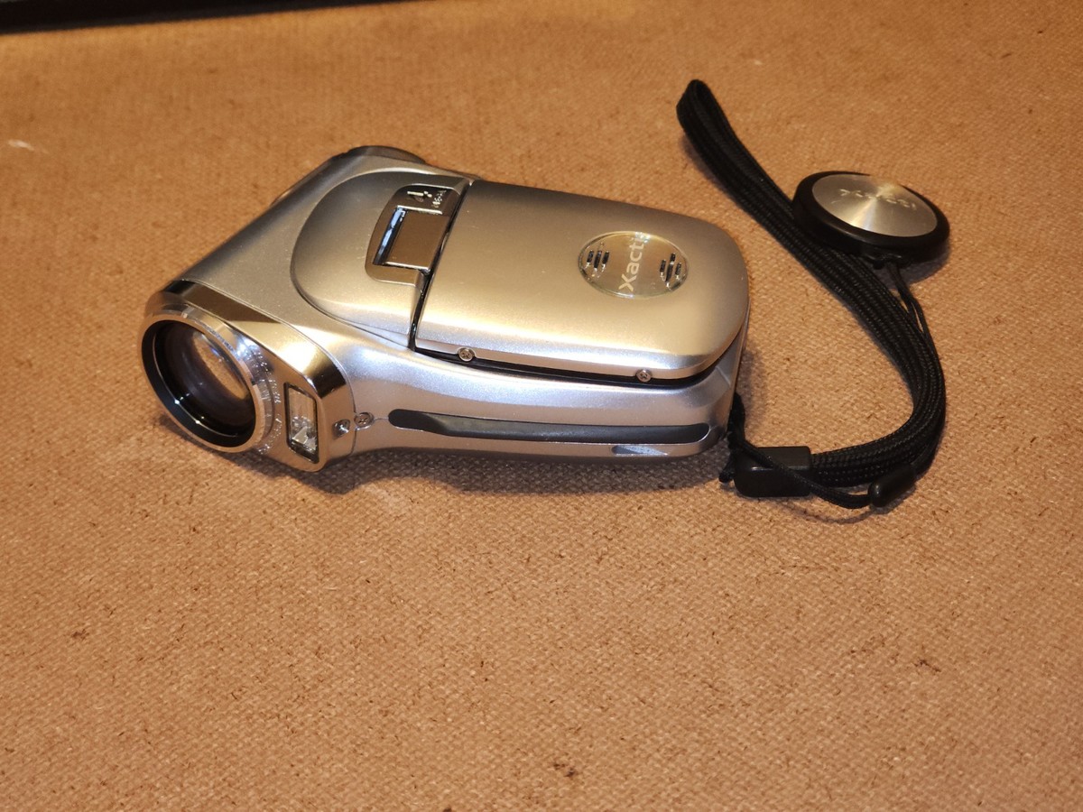 Sanyo Xacti VPC-C40 Digital Video Camera 4MP Zoom Retro Camcorder