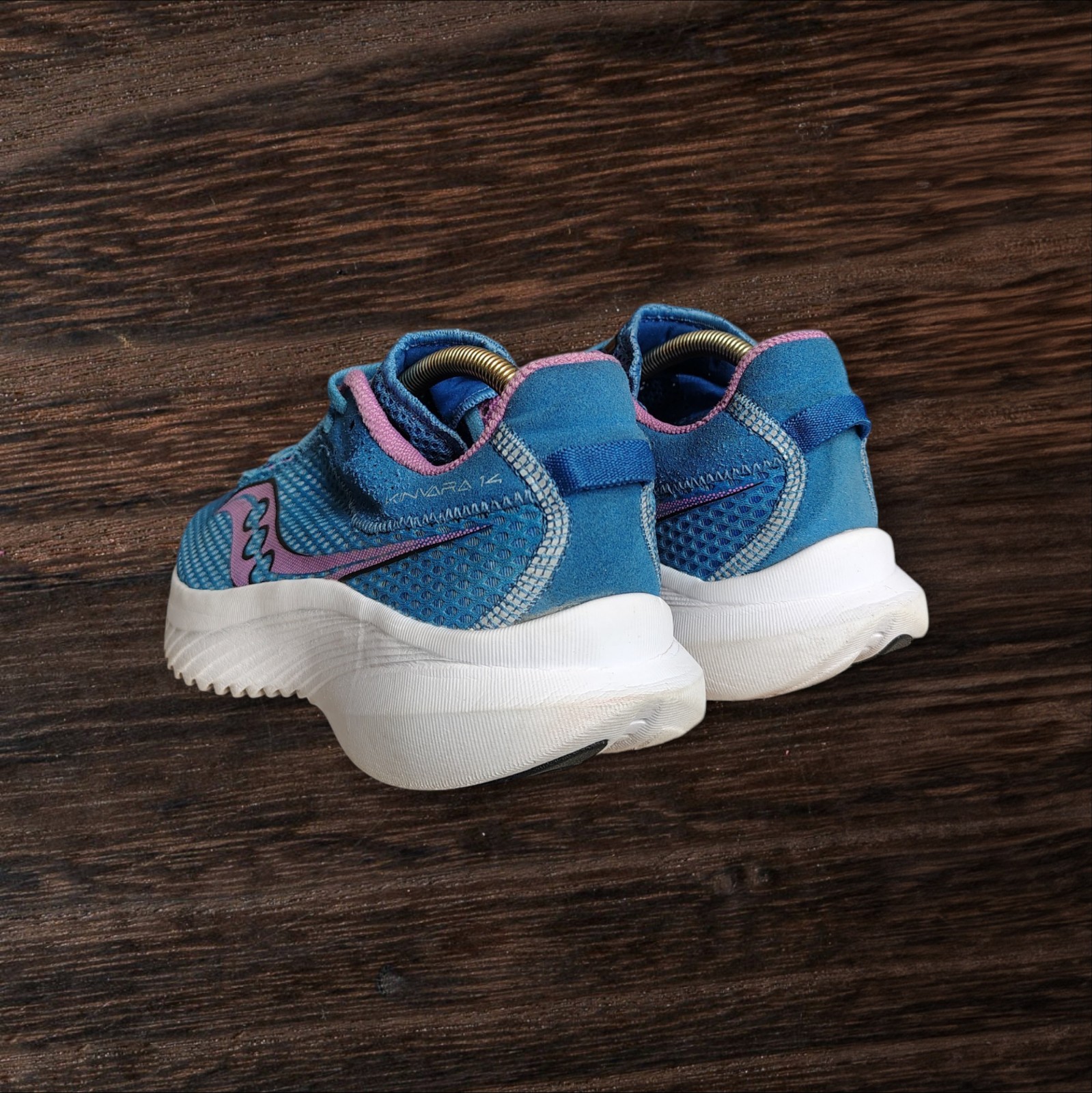 Saucony Kinvara 14 Women's "Bluelight Grape" Lace up Running Sneakers Size 7.5 thumbnail 5