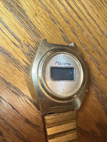 OROLOGIO AL QUARZO MICROMA LCD DIGITAL VINTAGE tono oro per PARTI VECCHIO Blade Runner - Foto 3 di 11