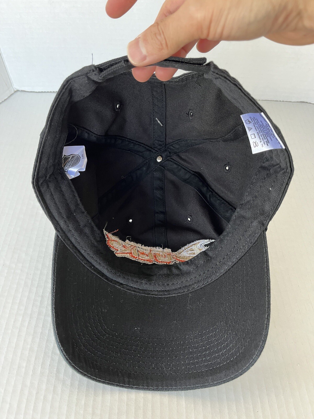 Anaheim Ducks Black Cap Hat Drew Pearson Marketing Adjustable NHL Hockey Workout