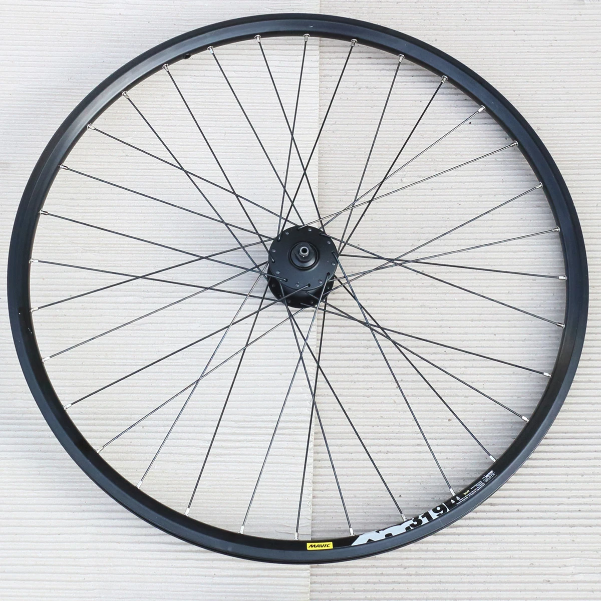 Roue 26 avant Disque double paroi - Noire