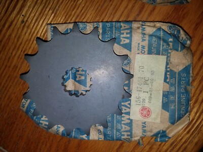 156-17461-70-00 NOS OEM YAMAHA YDS3 DRIVE SPROCKET(YABIN7)