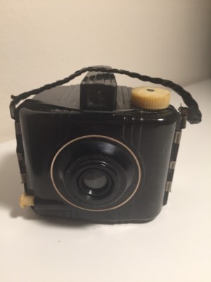 Vintage 1940s KODAK Baby Brownie Special Bakelite Box Camera